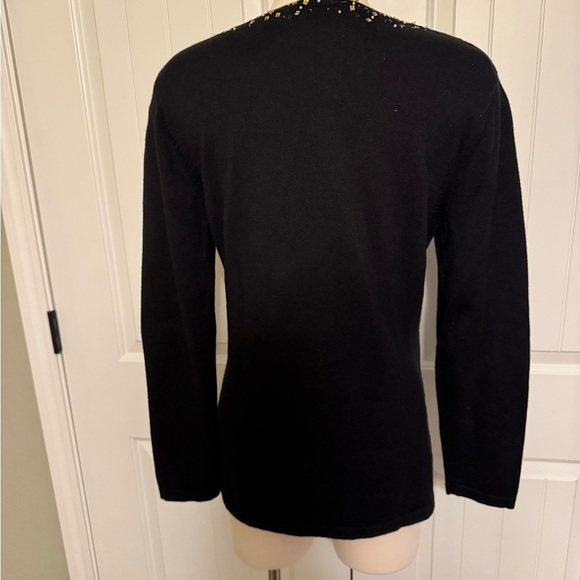 Festive Black Reindeer Sweater Size Large EUC - Picture 8 of 12